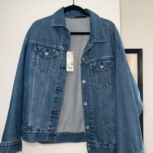 Uniqlo Women’s Oversized Denim Jacket